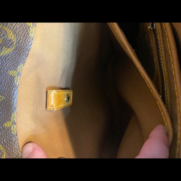 Louis Vuitton Vavin GM - Picture 14 of 16